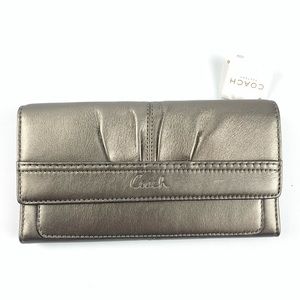 Authentic COACH   No. F42813
✨ Soho Plated Leather Slim Envelope ✨ New with Tag
